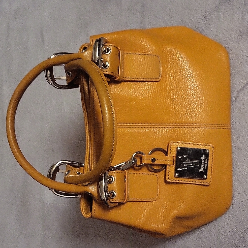 New! WTOT Tignanello Leather Purse